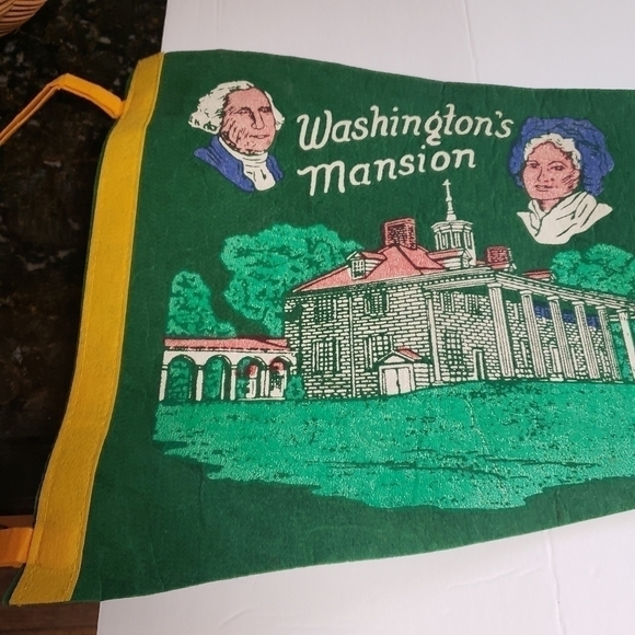 Vintage Mt. Vernon VA. Large Pennant Washington's Mansion Green Presidental - Picture 4 of 4